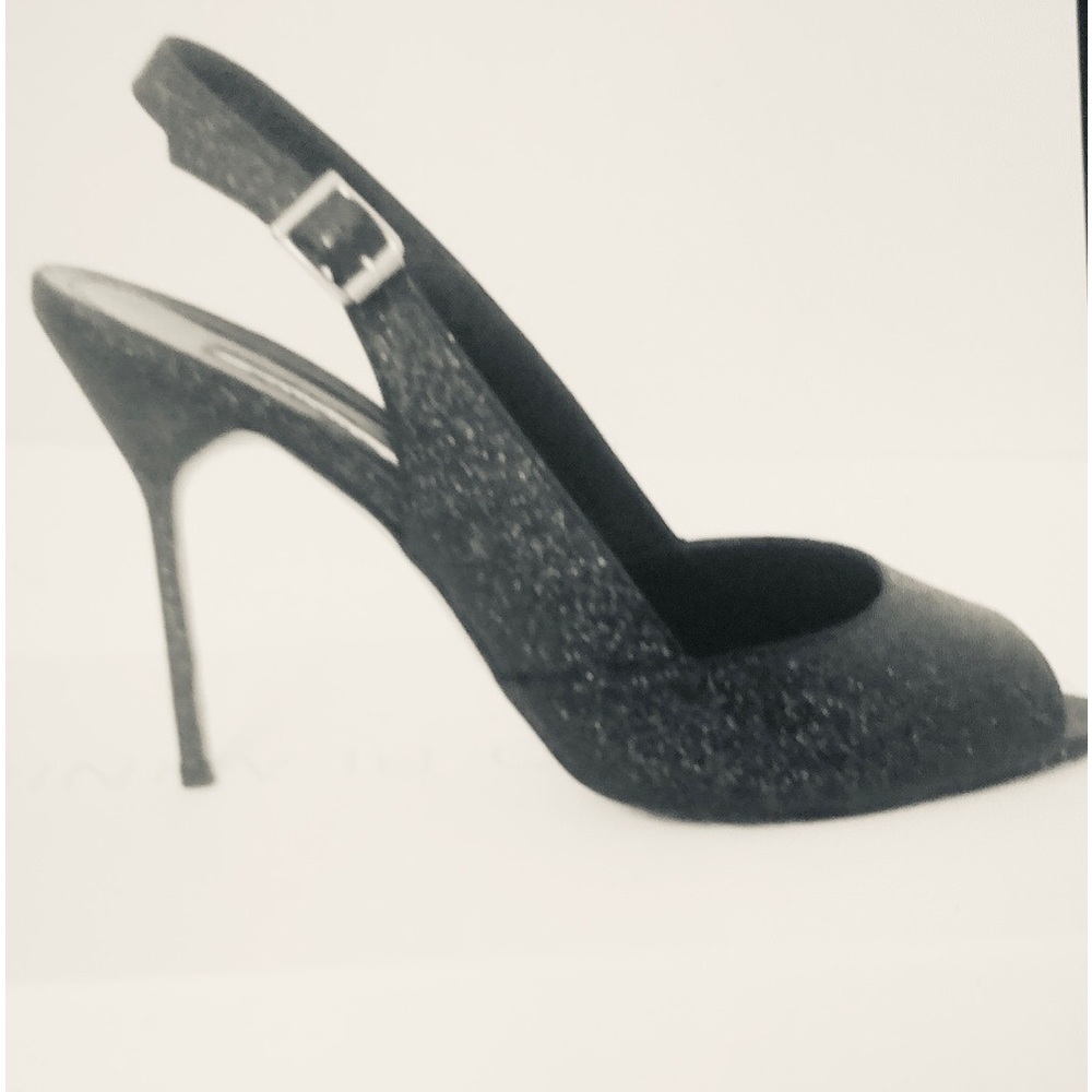 Manolo Blahnik Sparkling Silver Grey Stiletto Slingback Heels. 39,5